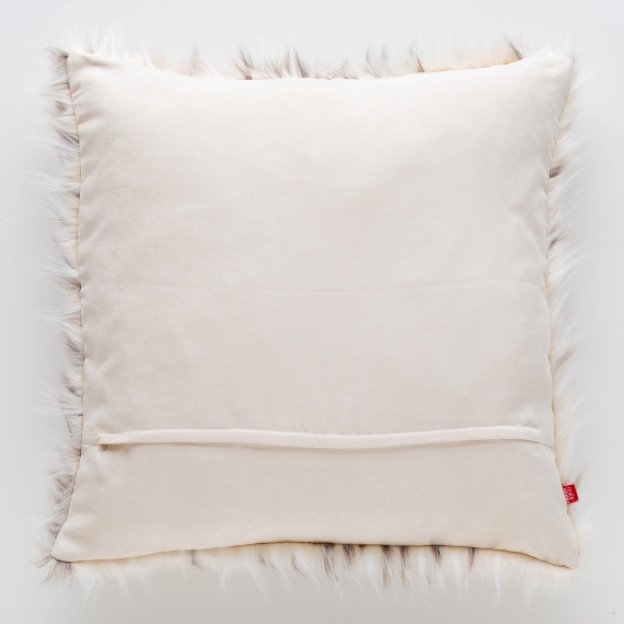 Fata de perna furries