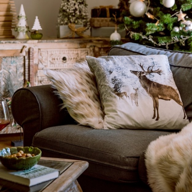 Fata de perna furries