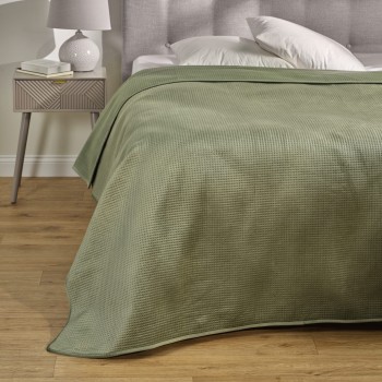 Cuvertură unicoloră pentru pat cu model reliefat Pontoso 200x220 cm