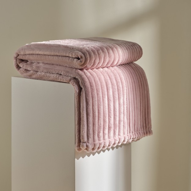 Patura DIVITE roz 150x200 cm