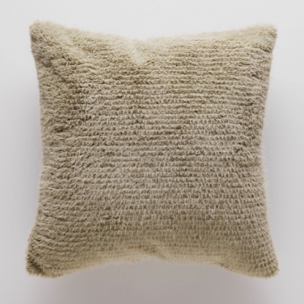 Fata de perna belona